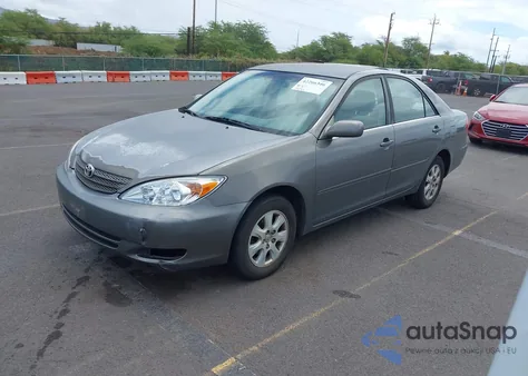 2004 Toyota Camry Le V6/Xle V6 из США, поврежденный, VIN JTDBF32K540155687